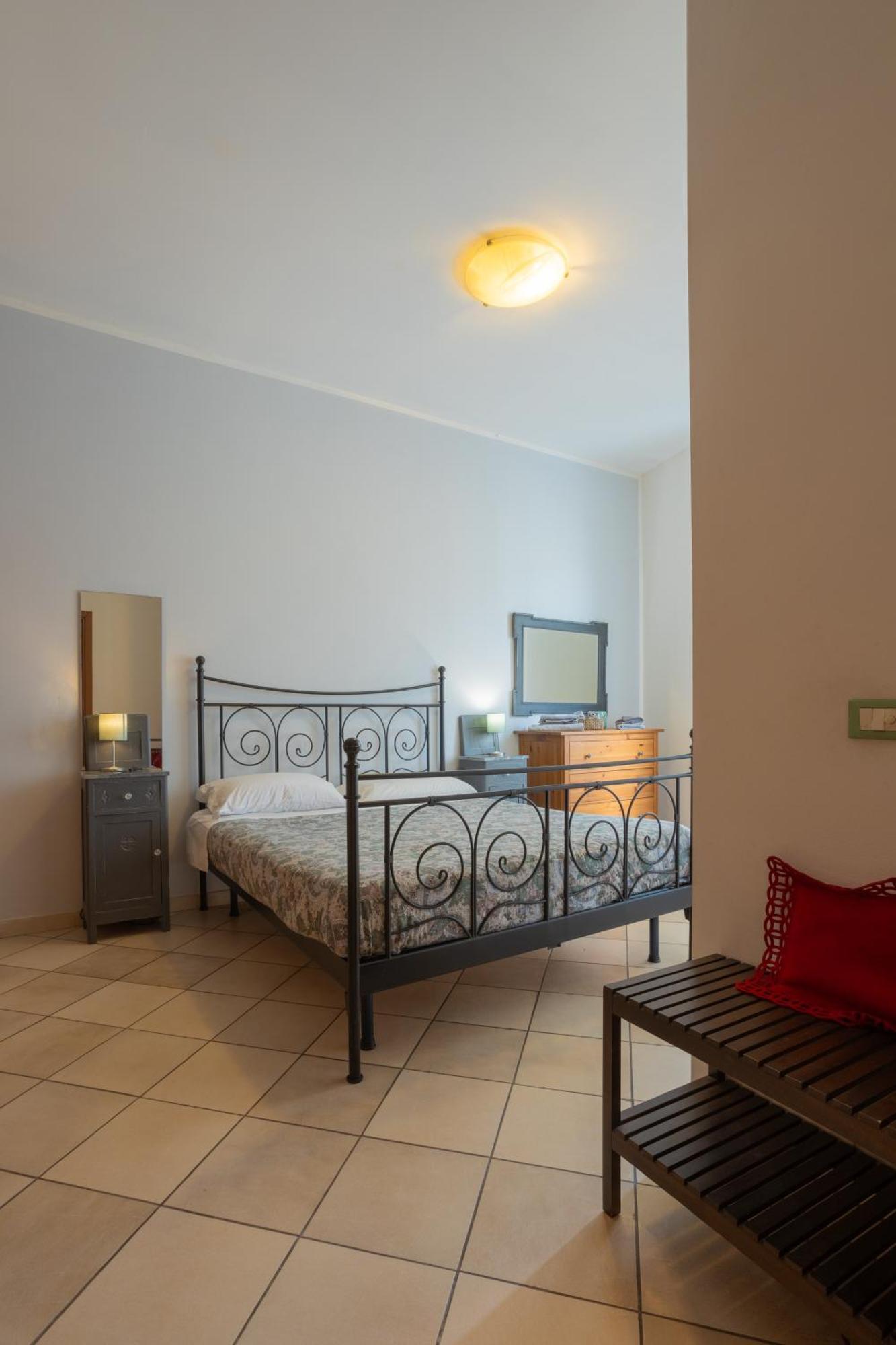 Ponte Per La Sardegna E La Corsica Dalla Toscana Family Apartment 리보르노 외부 사진