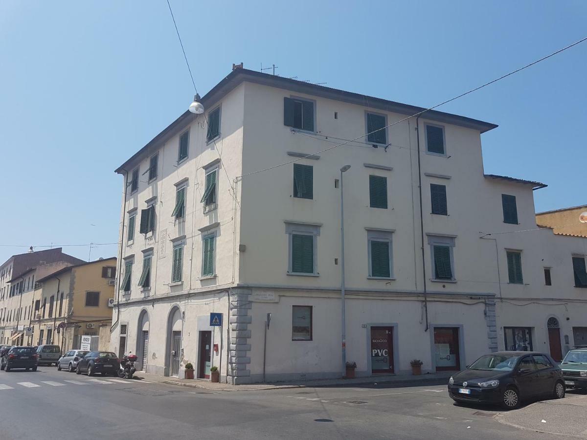 Ponte Per La Sardegna E La Corsica Dalla Toscana Family Apartment 리보르노 외부 사진